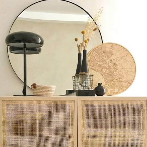 4-claves-para-decorar-tu-escritorio-con-mapamundi-de-madera